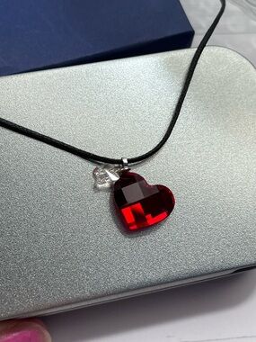 Light of Siam Swarovski heart pendant